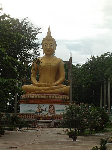 450px vientiane statue Cudze poznajmy egzotyczny Laos