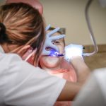 Jak uczyć dziecko dbania o zęby?