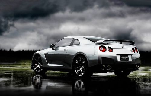 Nissan GT-R, w 2012 roku więcej mocy!