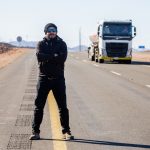 Holowanie samochodów ciężarowych - sprawdź jak wybrać specjalistów